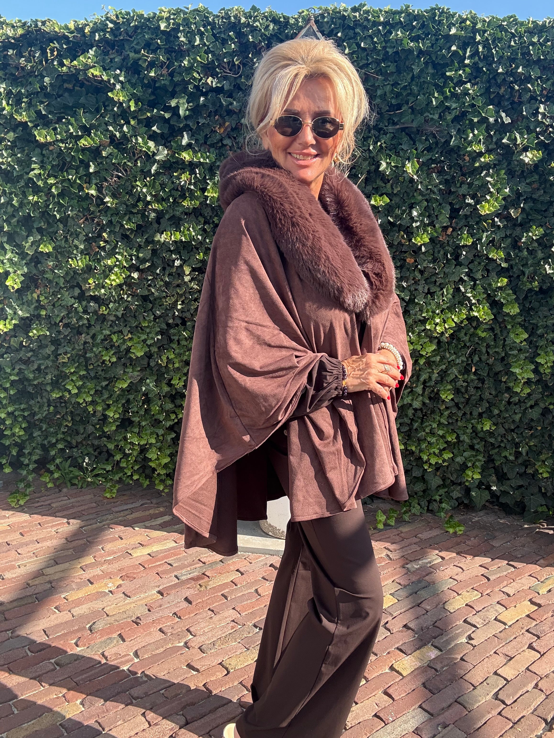 Poncho Suedine Bruin